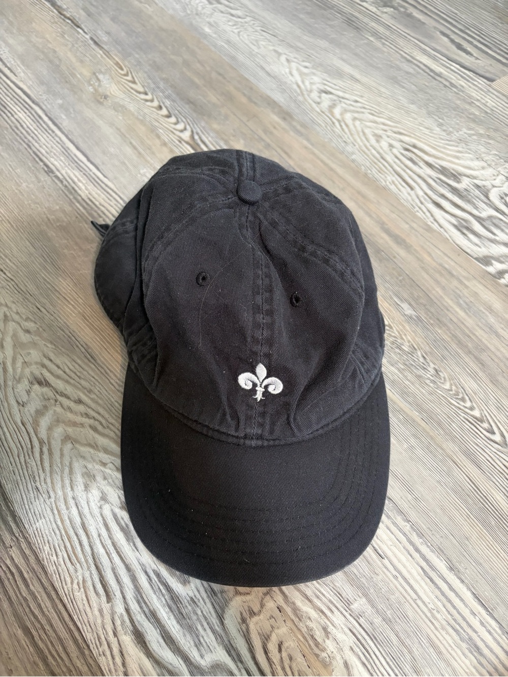 Comfort Colors Black Hat with White Fleur-de-Lis Accent
